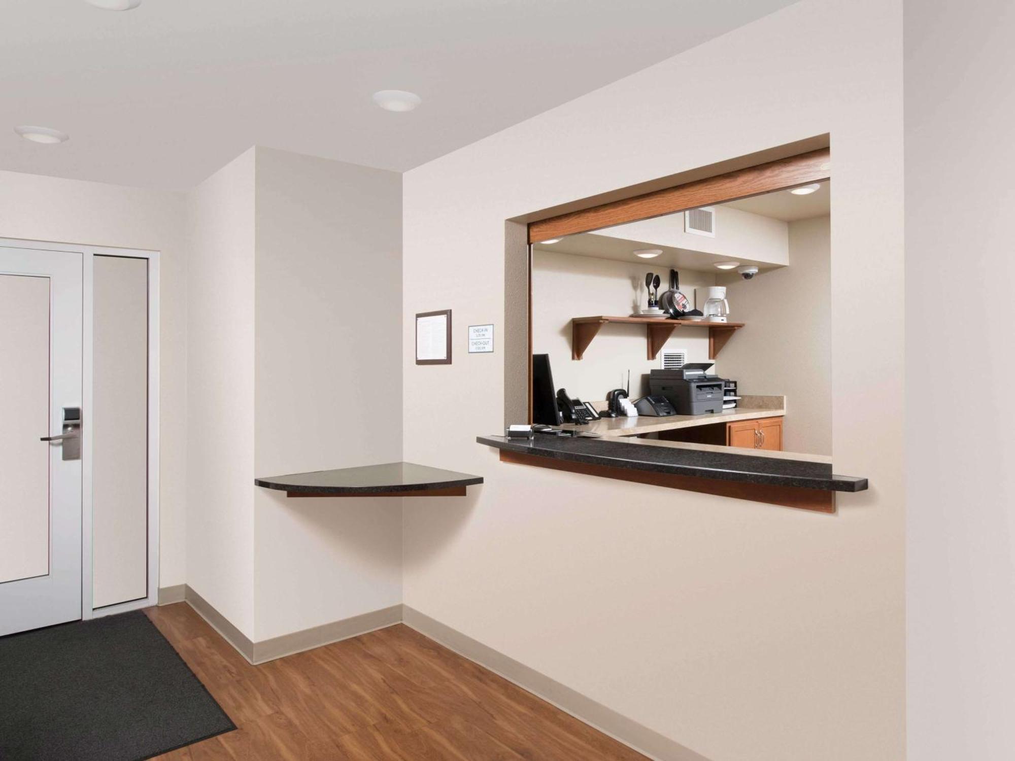Extended Stay America Select Suites - ฟอร์ตไมเยอร์ ภายนอก รูปภาพ