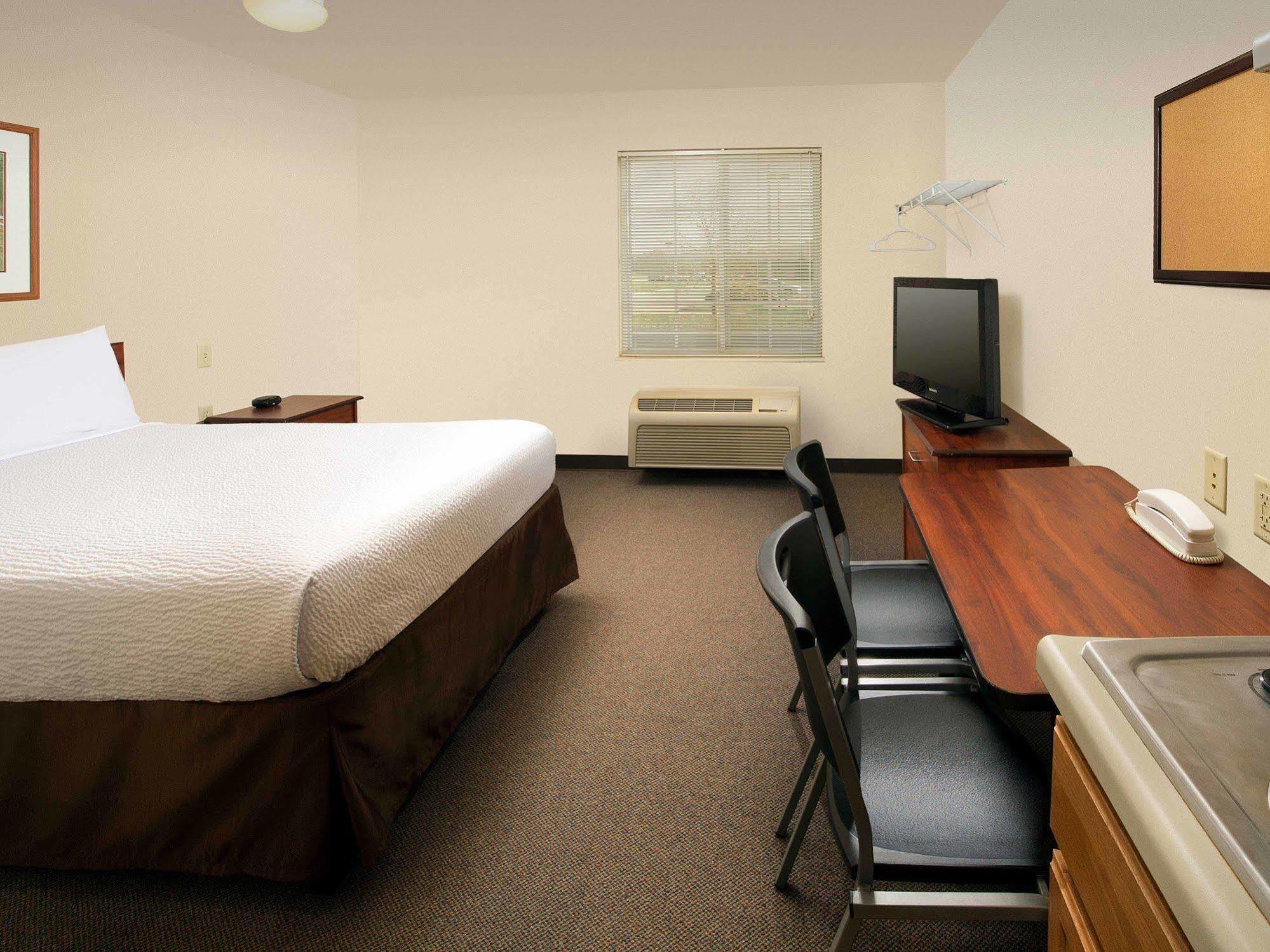 Extended Stay America Select Suites - ฟอร์ตไมเยอร์ ภายนอก รูปภาพ